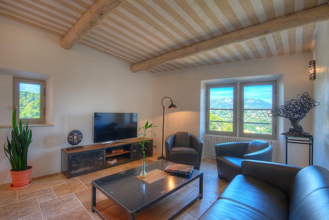 La Pourtoune Saint-Paul-de-Vence Bagian luar foto